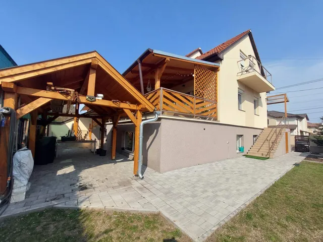 Eladó ház Budapest XVIII. kerület 270 nm