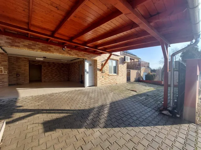 Eladó ház Szigetszentmiklós 200 nm