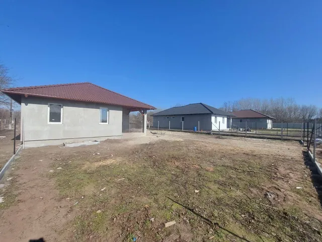 Eladó ház Kiskunlacháza 99 nm