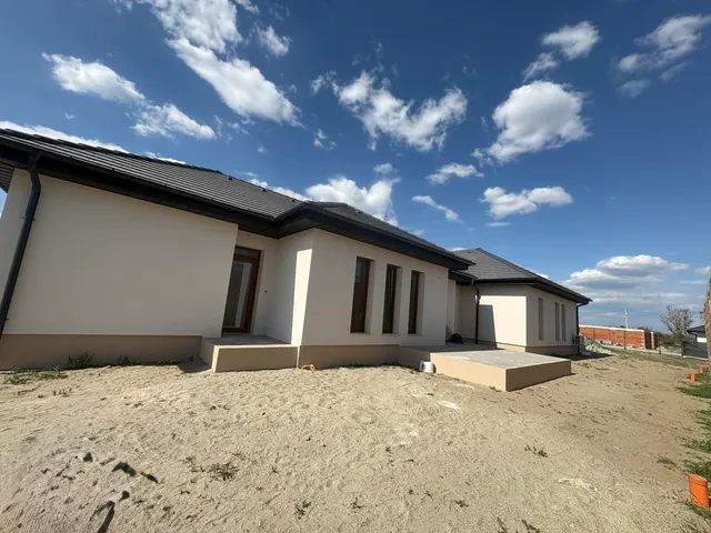 Eladó ház Dunavarsány, Kisvarsány 9135 nm