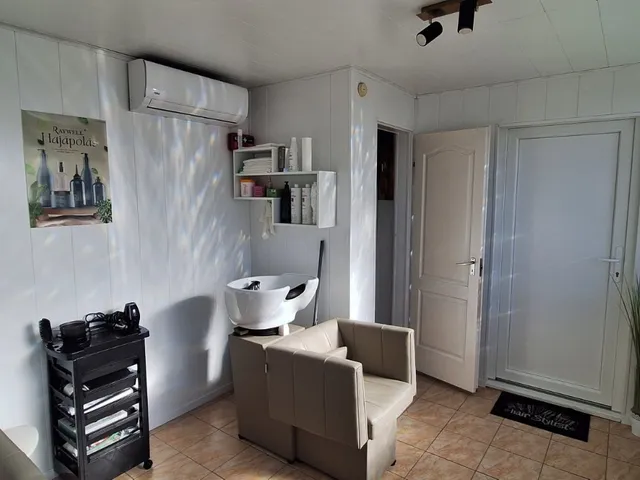 Eladó kereskedelmi és ipari ingatlan Budapest XX. kerület, Gubacsipuszta 12 nm