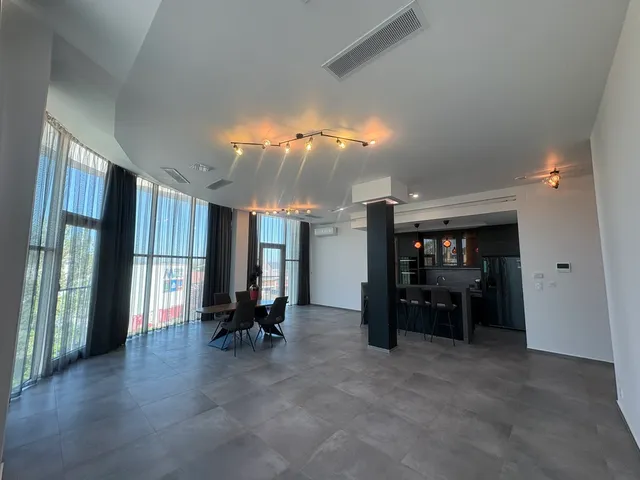 Eladó lakás Szigetszentmiklós 132 nm