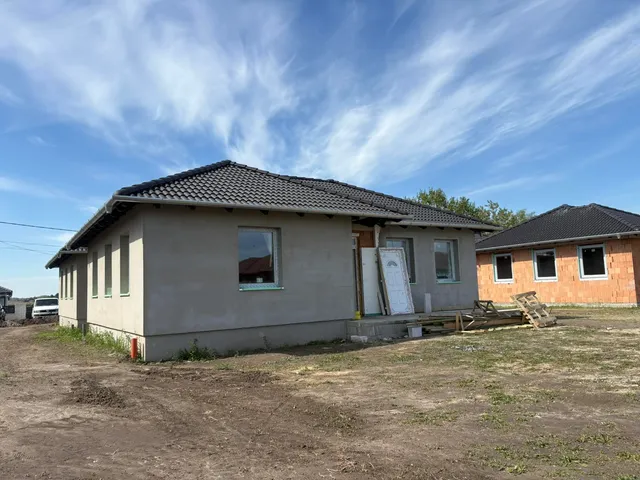 Eladó ház Kiskunlacháza 78 nm