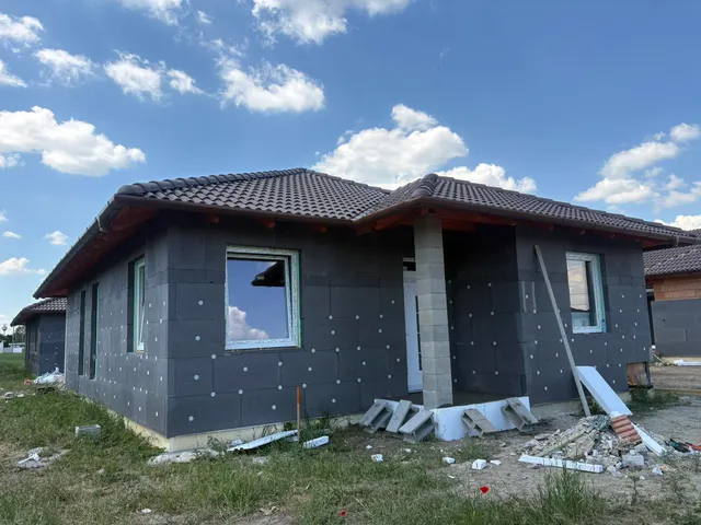 Eladó ház Kiskunlacháza 91 nm