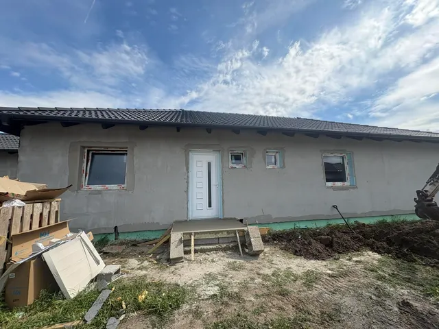 Eladó ház Kiskunlacháza 98 nm