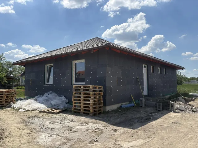 Eladó ház Kiskunlacháza 99 nm