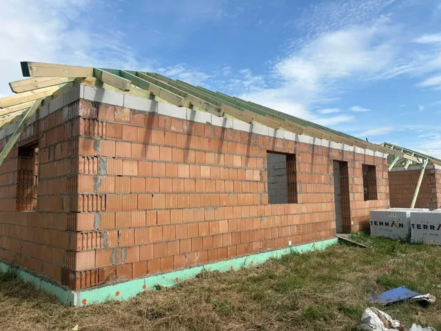 Eladó ház Kiskunlacháza 82 nm