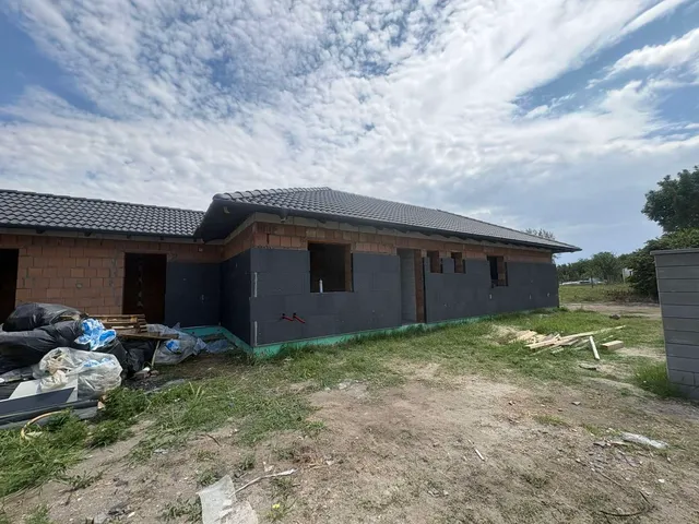 Eladó ház Kiskunlacháza 91 nm
