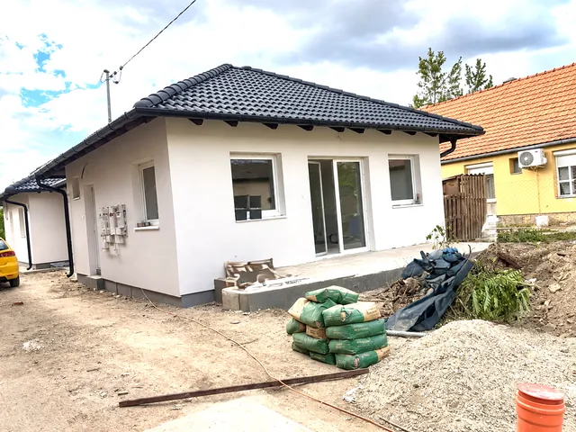 Eladó ház Kiskunlacháza 54 nm