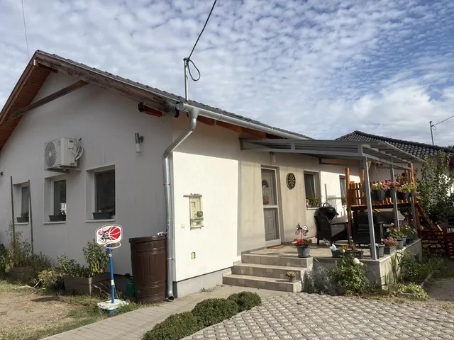 Eladó ház Szigethalom 72 nm