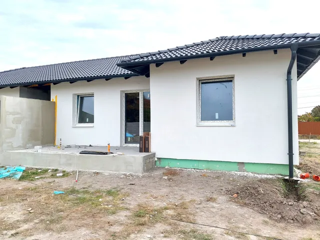 Eladó ház Dömsöd 79 nm