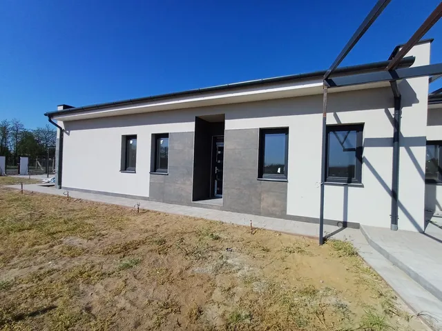 Eladó ház Nyíregyháza, Rozsrétszőlő 113 nm