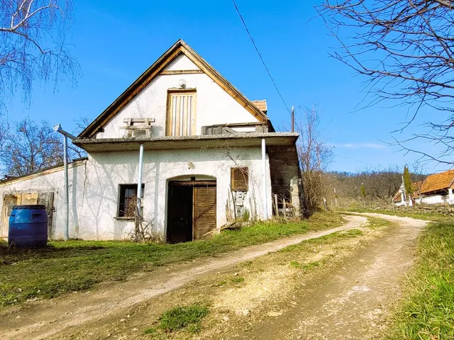 Eladó mezőgazdasági ingatlan Köveskál 80 nm