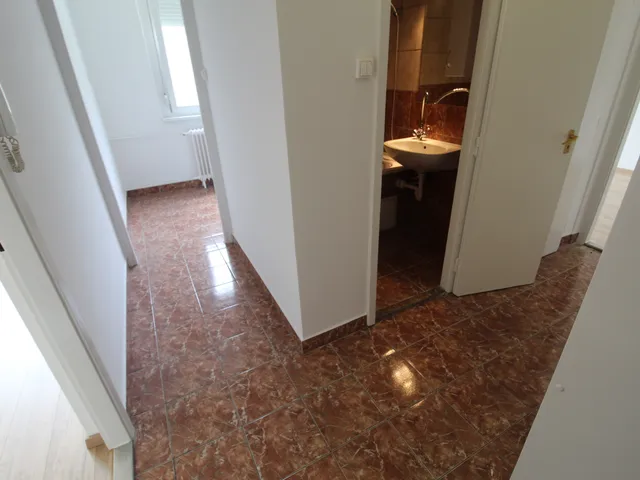 Eladó lakás Ajka 49 nm