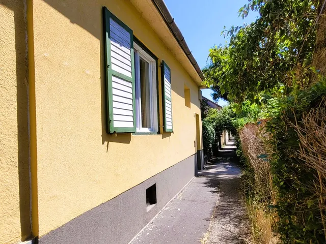 Eladó lakás Balatonfűzfő 132 nm