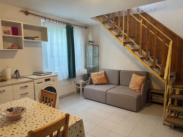 Eladó üdülő és hétvégi ház Balatonkenese 92 nm