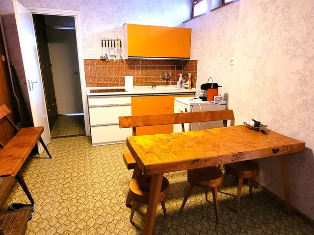 Eladó üdülő és hétvégi ház Balatonkenese, Vak Bottyán utca 147 56 nm