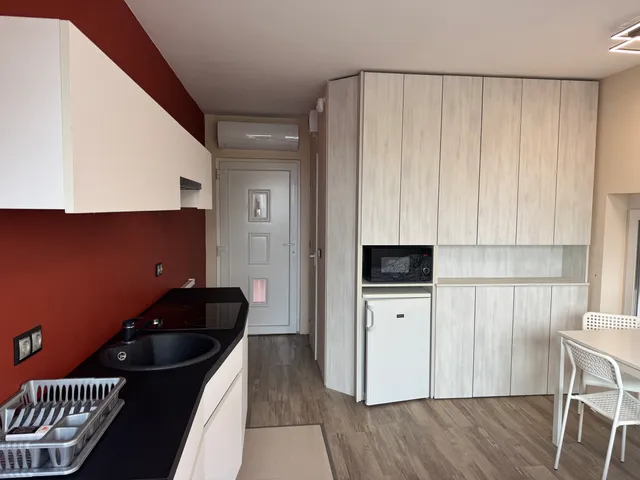 Kiadó lakás Balatonalmádi 28 nm