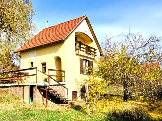 Eladó üdülő és hétvégi ház Felsőörs 45 nm