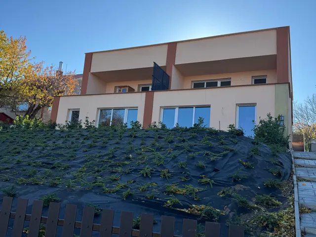 Eladó lakás Balatonalmádi 71 nm