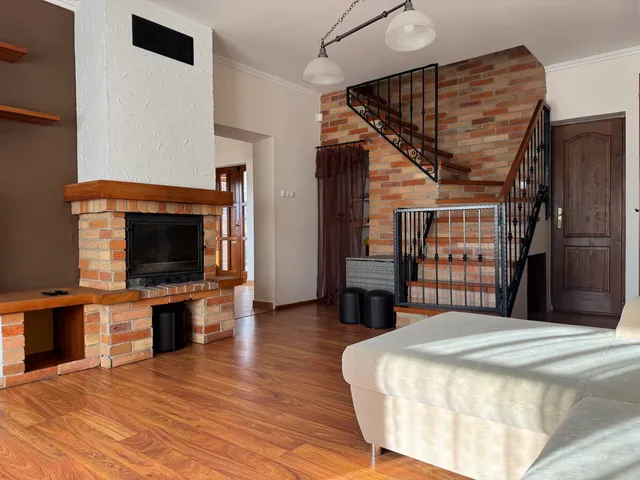 Eladó ház Balatonfűzfő 171 nm