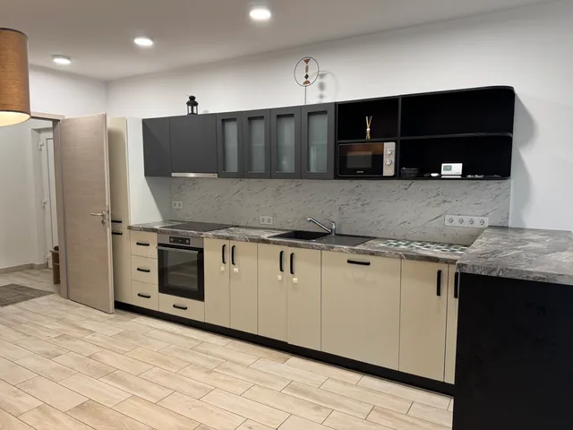 Kiadó lakás Balatonalmádi 92 nm