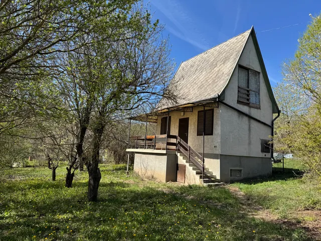 Eladó üdülő és hétvégi ház Balatonalmádi 40 nm