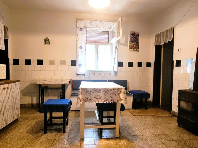 Eladó ház Nagyvázsony 77 nm