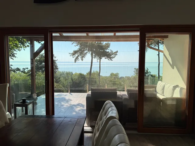 Eladó nyaraló Balatonalmádi, Káptalanfüred 120 nm