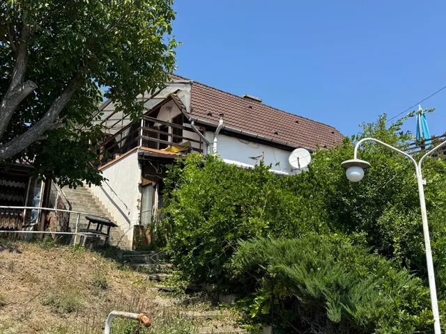 Eladó nyaraló Felsőörs 45 nm