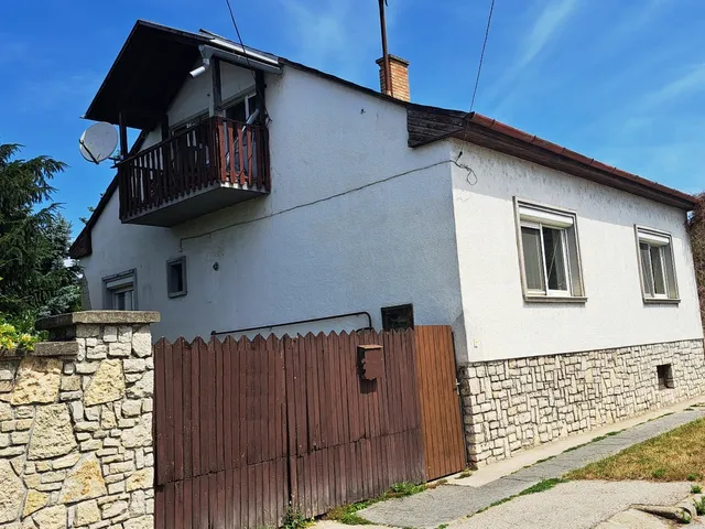 Eladó ház Székesfehérvár, Felsőváros 126 nm