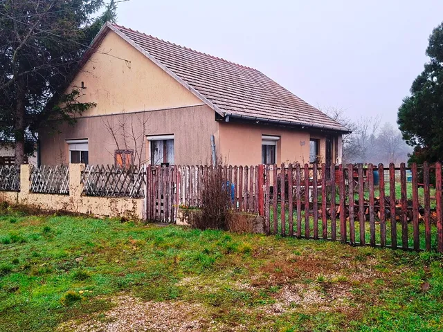 Eladó ház Szabadbattyán 105 nm