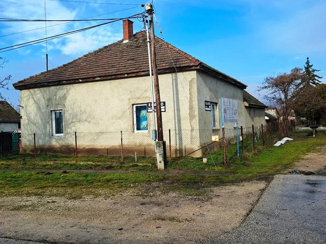 Eladó ház Soponya 135 nm