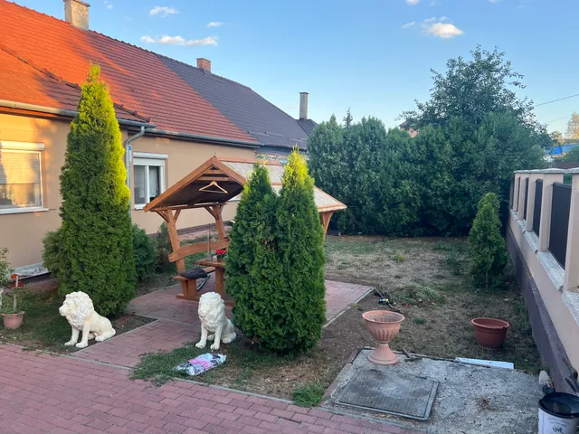 Eladó ház Tatabánya, Felsőgalla, Régi Vásártér sor 2/1 75 nm