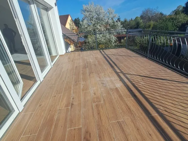 Eladó lakás Balatonakarattya 130 nm