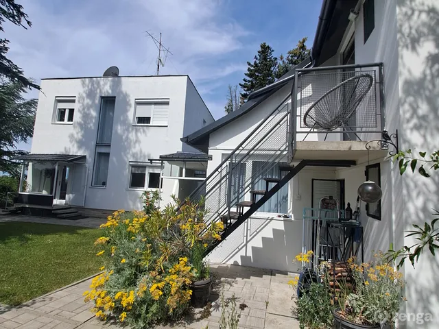 Eladó ház Balatonakarattya 300 nm