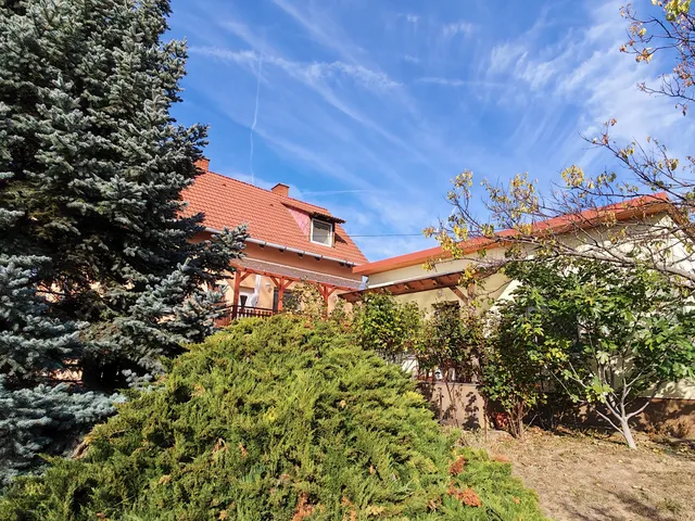 Eladó ház Balatonfűzfő 115 nm