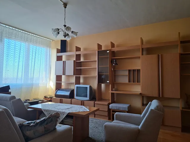 Eladó lakás Pécs, Kertváros 73 nm