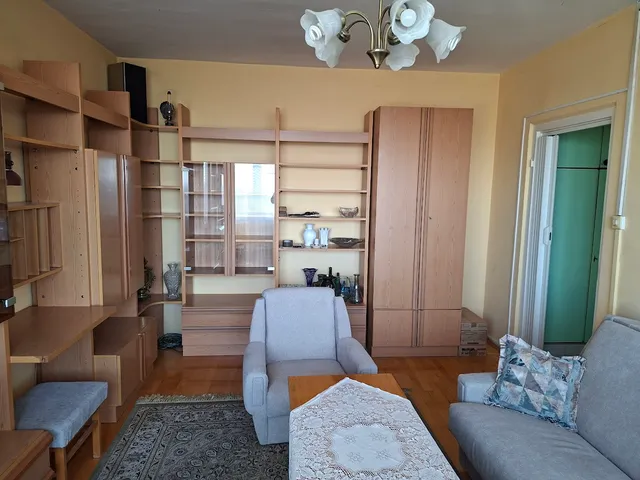 Eladó lakás Pécs, Kertváros 73 nm