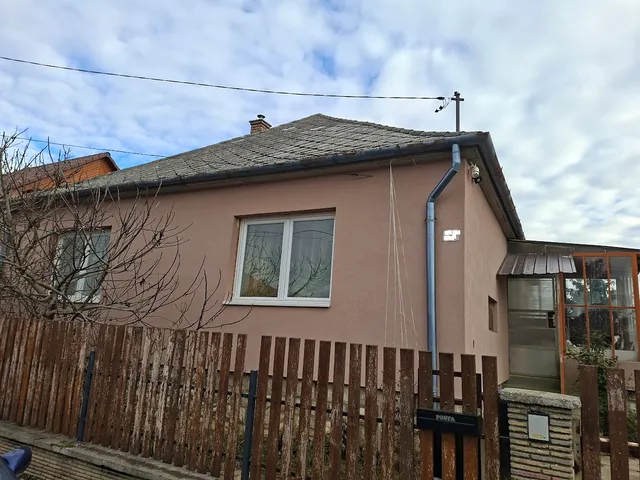 Eladó ház Attala 87 nm