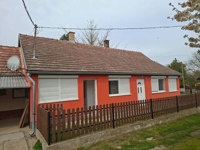 Eladó ház Kapospula 90 nm