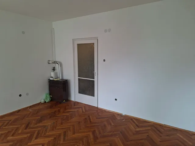 Eladó lakás Kaposvár, Petőfi 29 nm