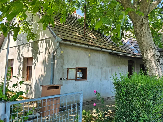 Eladó ház Dombóvár, Újdombóvár 101 nm