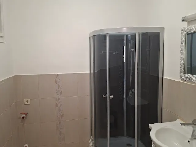Eladó lakás Komló 91 nm