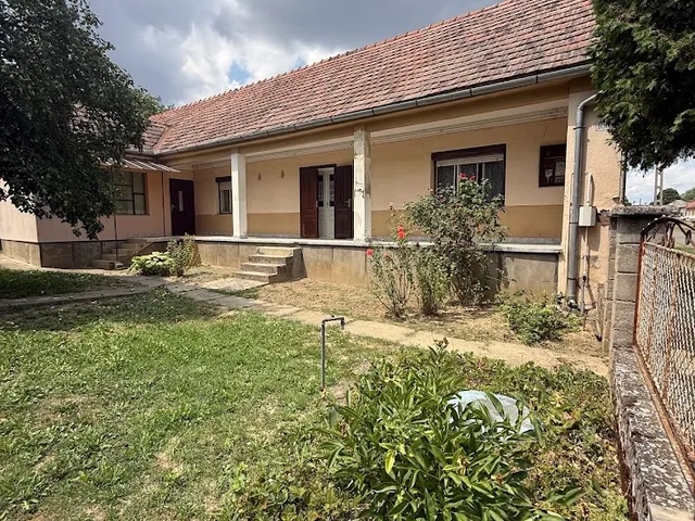 Eladó ház Kátoly 93 nm