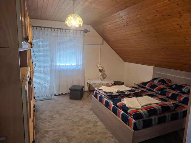 Eladó ház Magyarszék 220 nm