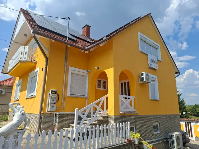 Eladó ház Magyarszék 220 nm