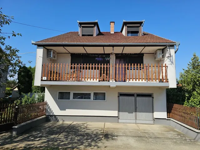 Eladó ház Dombóvár, Újdombóvár 220 nm