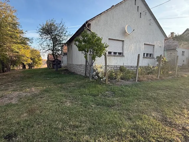 Eladó ház Sásd, Hörnyék 63 nm