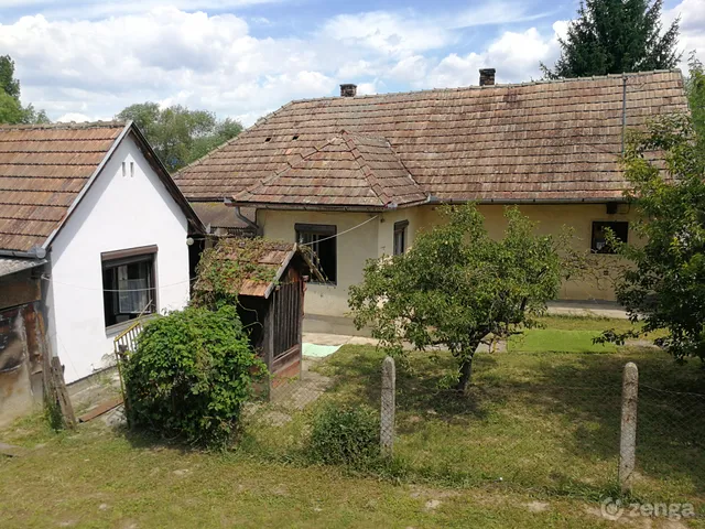 Eladó ház Tab 89 nm